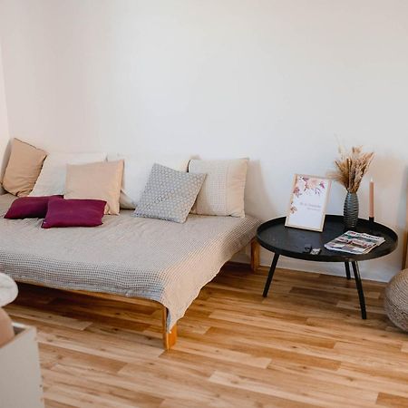 Apartman U Sklepu Sardice Exterior foto
