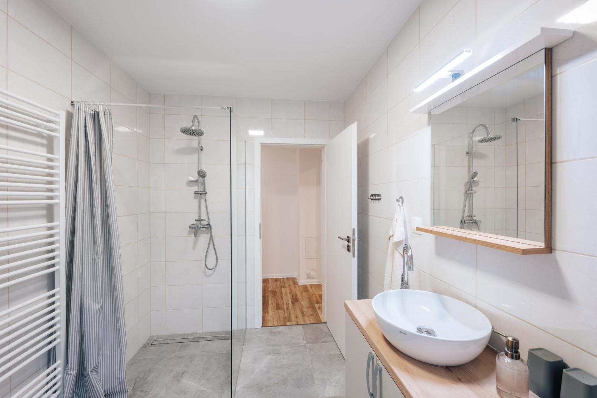 Apartman U Sklepu Sardice Exterior foto
